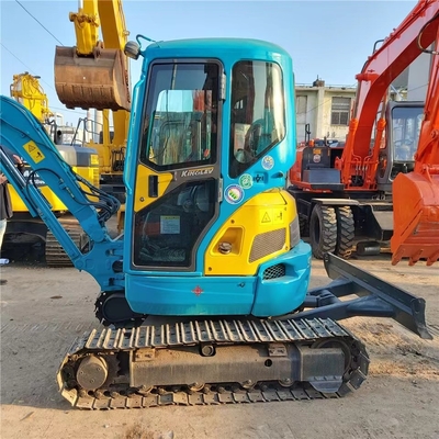Excavateur Kubota KX135 d'occasion avec capacité de seau de 0,11 m3 et autre cylindre hydraulique