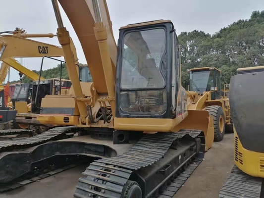 Caterpillar 330BL Excavatrice d'occasion de 20 tonnes avec 33701 kg de poids de la machine