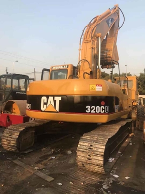 Excavatrices d'occasion 320CU de Caterpillar avec une capacité de seau de 0,8 m3 et de courtes heures de travail