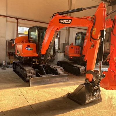 2022 Doosan DX55-9C Excavateur hydraulique d'occasion avec soupape hydraulique originale