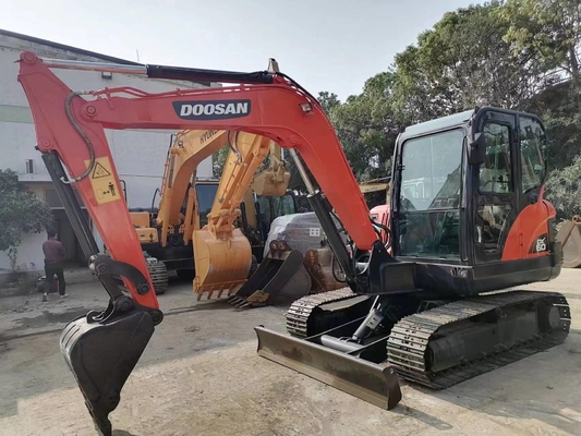 Les avantages de l'excavatrice à rampe DX60-9C en bon état à Shanghai
