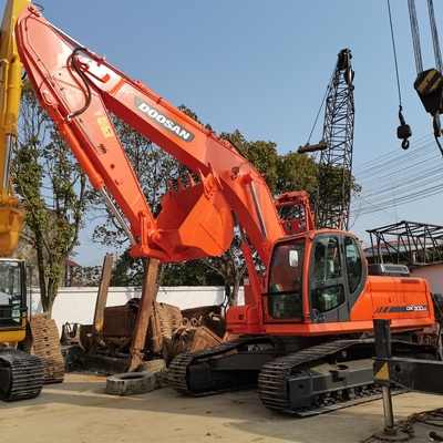 Excavatrice utilisée DOOSAN DX300LC Grande machine hydraulique à ramper Poids 29300 KG