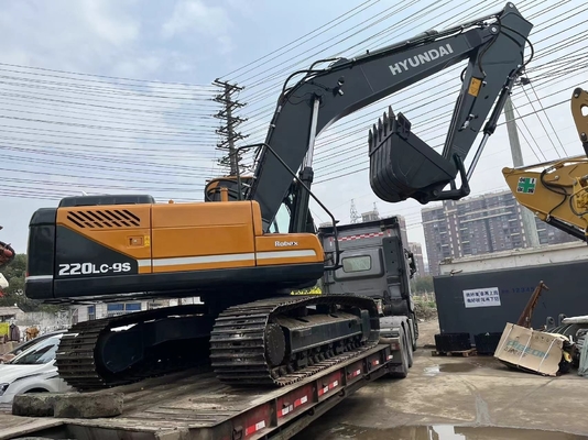 Hyundai 220LC-9s Excavateur d'occasion en parfait état en Corée