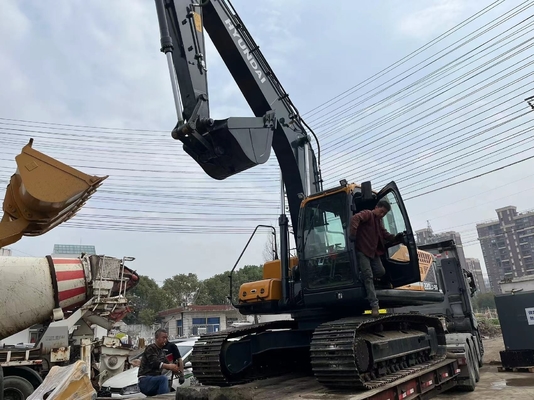 Hyundai 220LC-9s Excavateur d'occasion en parfait état en Corée