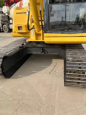Excavateur PC70 Komatsu d'occasion en excellent état avec une capacité de seau de 0,38m3