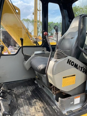 Excavateur PC70 Komatsu d'occasion en excellent état avec une capacité de seau de 0,38m3