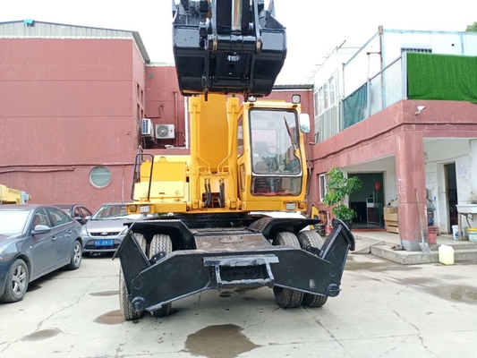 Excavateur à roues Doosan DH150W-7 d'occasion Excavateur Doosan