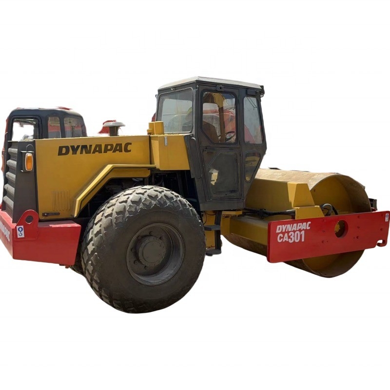 15 tonnes Dynapac CA301 rouleau routier d'occasion avec peinture d'origine et moteur HINO du Japon