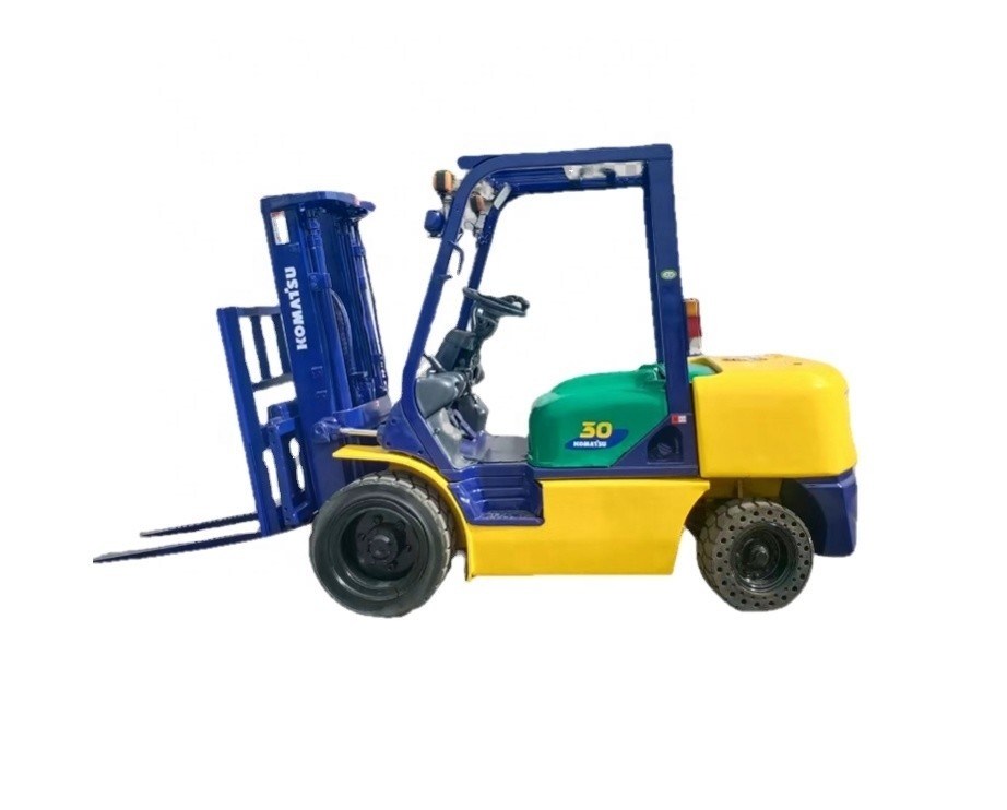 KOMATSU FD30 3 tonnes chariot élévateur mini-palette pour conteneurs d'entrepôt
