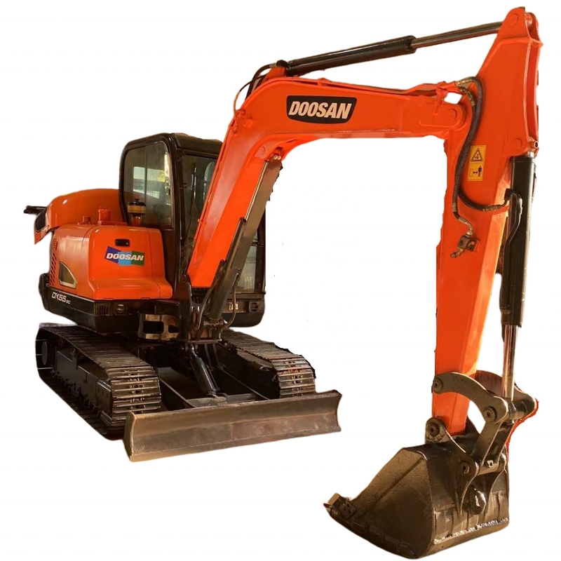 Peinture originale utilisée Doosan DX55 Excavateur à rampe 5,5 tonnes avec cylindre hydraulique Liyuan