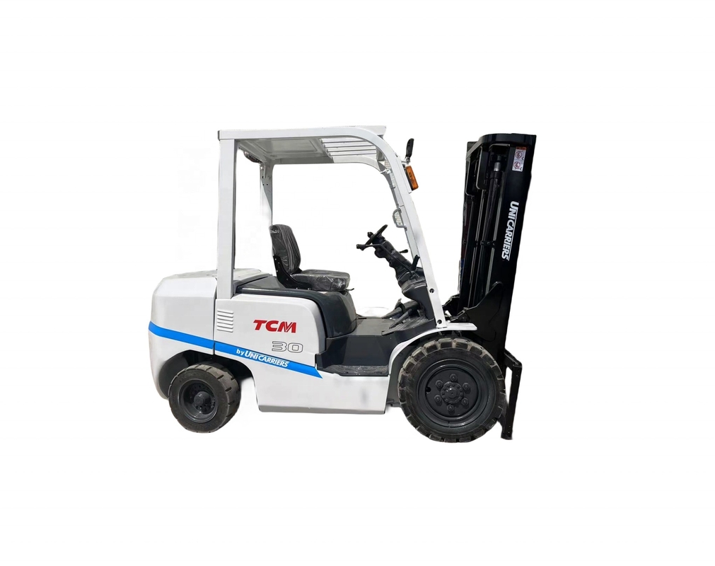 TCM FD30 3 tonnes moteur diesel mini chariot élévateur de palettes pour conteneur d'entrepôt