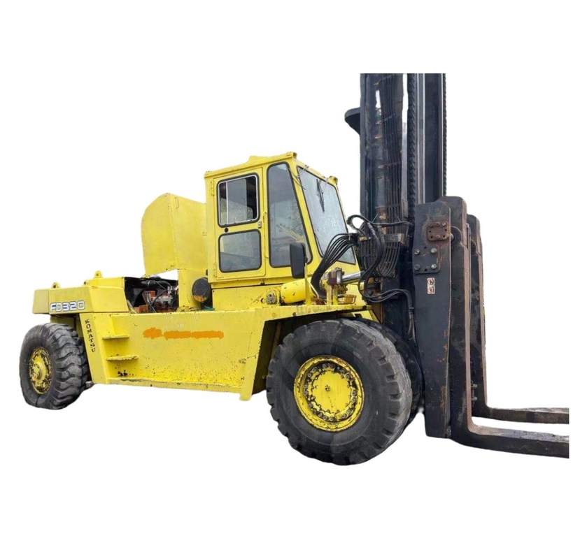32 tonnes KOMATSU FD320 chariot élévateur diesel avec fonctionnement manuel et peu de temps de travail
