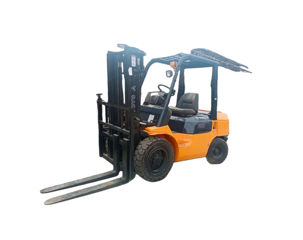 Excellentes conditions de travail 3 tonnes Toyota FD30 Mini chariot élévateur pour équipements lourds