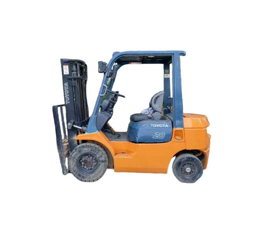 Avantages Toyota FD20 à haute efficacité de travail 2 tonnes diesel chariot élévateur au Japon 2023