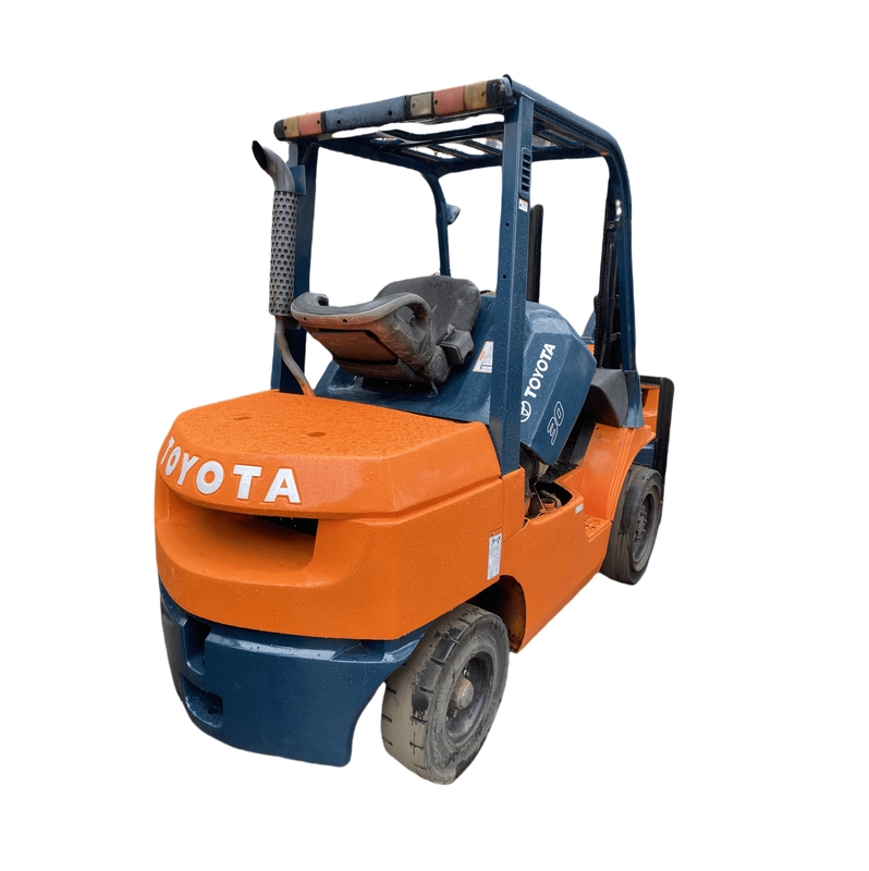Japon TOYOTA FD30 chariot élévateur diesel 3 tonnes avec peu d'heures de travail