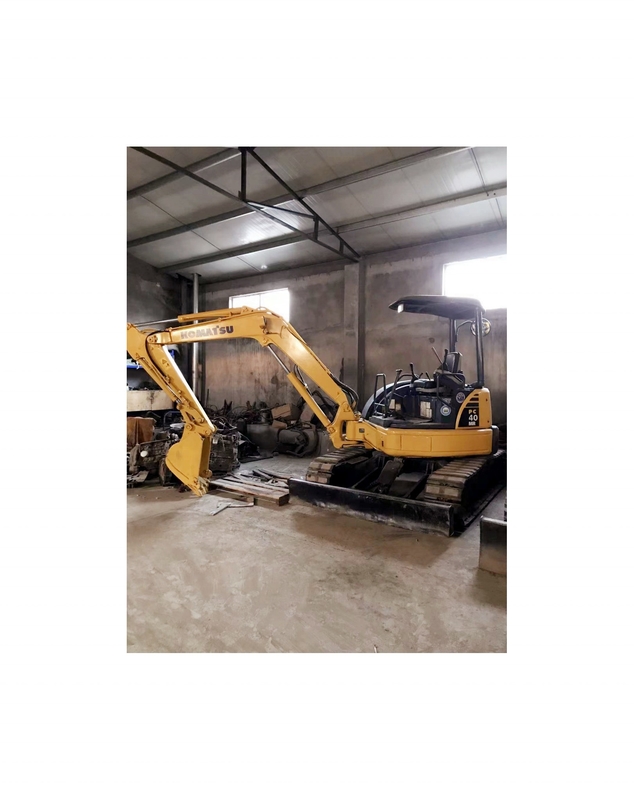 Faible nombre d'heures de travail Utilisé Komatsu PC40 Excavateur pour la construction Excavateur 4 tonnes Machinerie