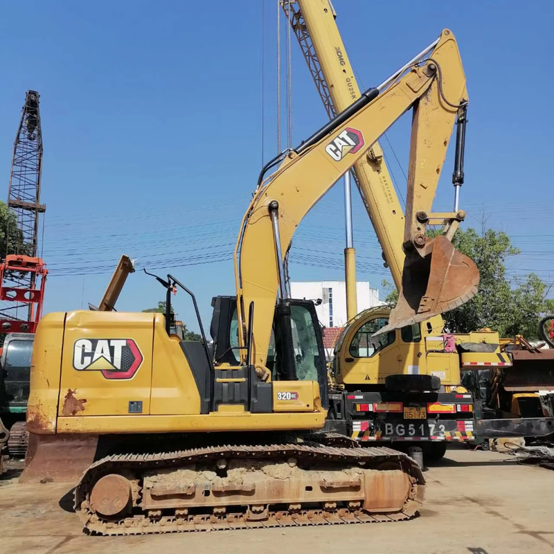 Excavateur d'occasion de 20 tonnes avec excavateur à chenille Cat 320GC et 110 kW